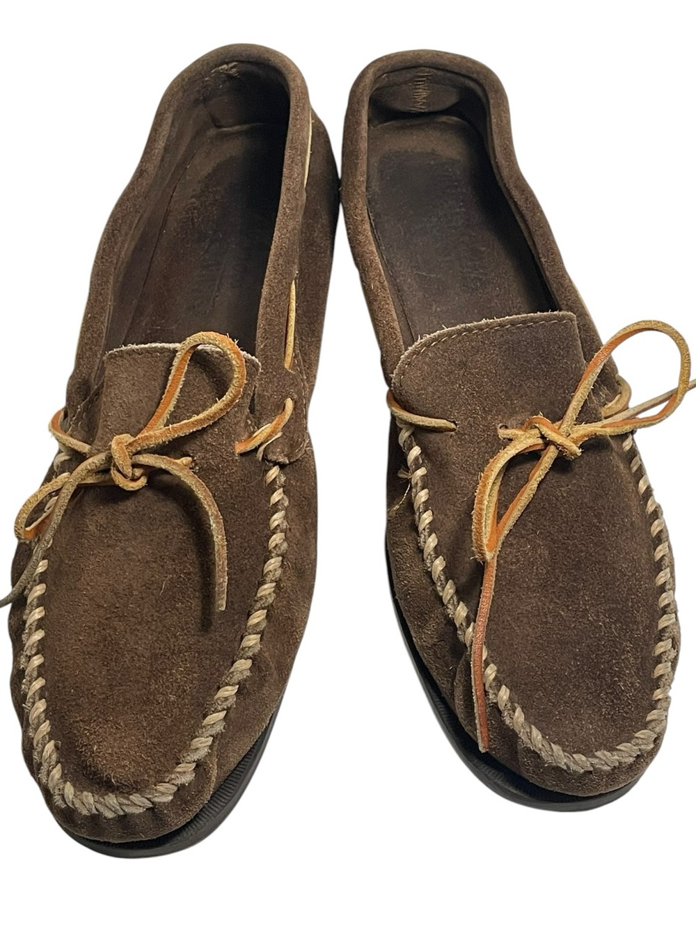 Minnetonka Men's Size 9.5 Brown Suede Moccasin Loafers